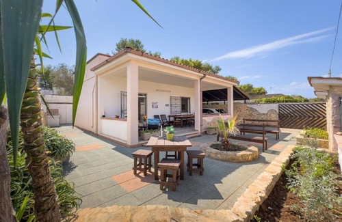 Torre Squillace Villa | Maravillosa casa de vacaciones para 4 personas con WIFI y TV