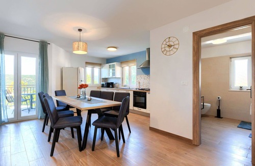 Trgetari Casa | Preciosa casa de vacaciones con piscina privada, WIFI, A/C, TV, terraza y mascotas permitida