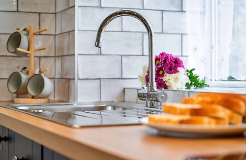 Grewelthorpe Casa | Estupenda casa de vacaciones para 2 personas con WIFI, TV y mascotas permitida