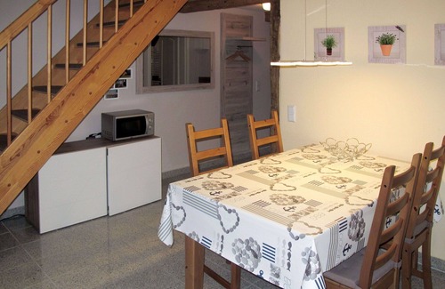 Lieschow Casa | Maravillosa casa de vacaciones para 4 personas con WIFI, TV y patio