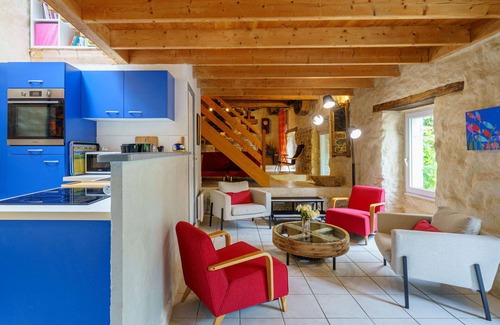 Plovan Casa | Estupenda casa de vacaciones para 6 personas con WIFI, TV y terraza