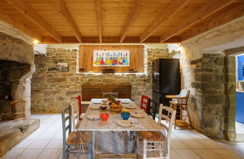 Plovan Casa | Estupenda casa de vacaciones para 6 personas con WIFI, TV y terraza