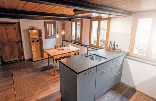 Innertkirchen Villa | Estupenda casa de vacaciones para 2 personas con WIFI, TV, patio y vista panorámica