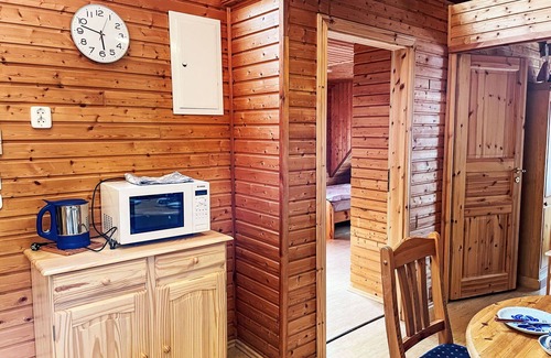 Katzow Villa | Preciosa casa de vacaciones para 4 personas con TV y patio