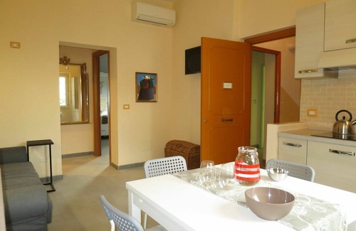 Capodimonte Casa | Preciosa casa de vacaciones para 12 personas con A/C, WIFI, TV, terraza y mascotas permitida