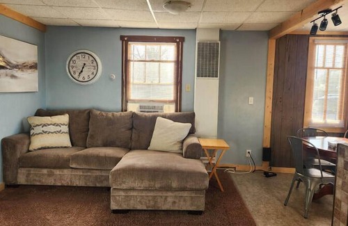 Fremont Cabina | Sturgeon Cabin - Fremont, WI