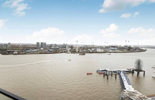 Peninsula Apartamento | Stylish 1-bed Apartment in London