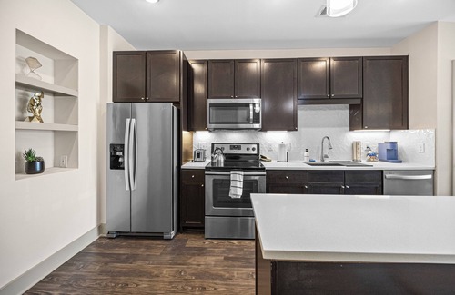 Frisco Apartamento | Stylish 1BR Apt in Frisco with Fitness room, Pool & Free parking