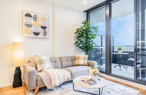 Heidelberg Heights Apartamento | Stylish 1BR Apt in Ivanhoe with Free Parking