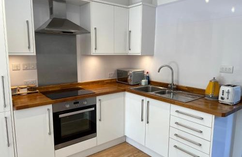 Oxford Casa | Stylish 2-Bed house near Oxford City Centre