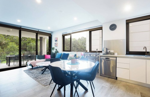 South Perth Apartamento | Stylish 2-BR Apartment in the Heart of South Perth