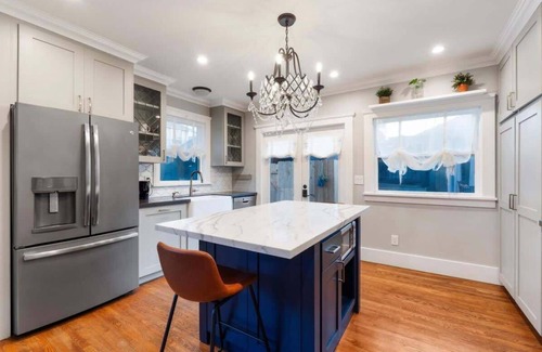 South Park Apartamento | Stylish 2BR Home + Studio: Great Central Location