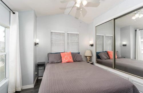 Port Isabel Casa | Stylish 2BR Waterfront Home w Pool & Resort Access