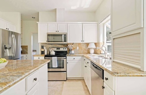 Oak Hills Casa | Stylish 3 Bedroom Family Home