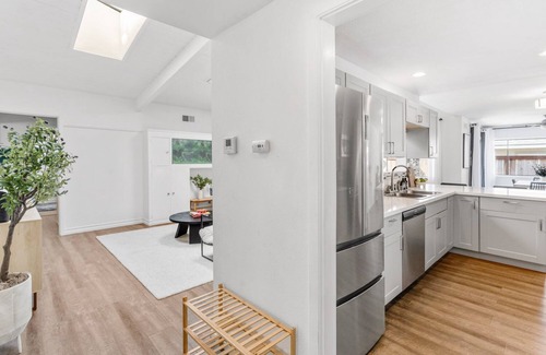 Downtown Casa | Stylish 3BR Coastal Getaway