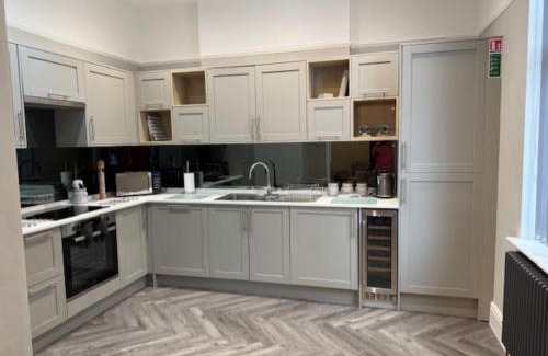 Conwy Casa | Stylish 4 bed in Central Conwy