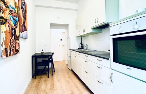 Rudolfsheim-Funfhaus Apartamento | Stylish 5BR 7min to Westbahnhof
