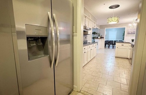 East Memphis Casa | Stylish 6BR Retreat Memphis BBQ+games