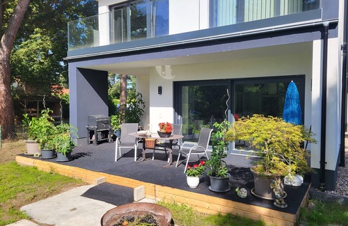 Ziegenhals Casa | Stylish accommodation near the water with its own home gym