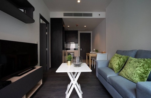 Asoke Condominio | Elegante y moderno 1 BR - 3 minutos a pie de MRT Sukhumvit y BTS Asoke