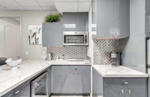 Fountain Hills Casa | Stylish and Prestigious - 2 Bed, 2 Bath On The Avenue