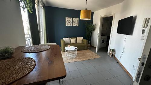 Brederode Apartamento | Stylish Antwerp Flat 15 Min Walk to Het Zuid