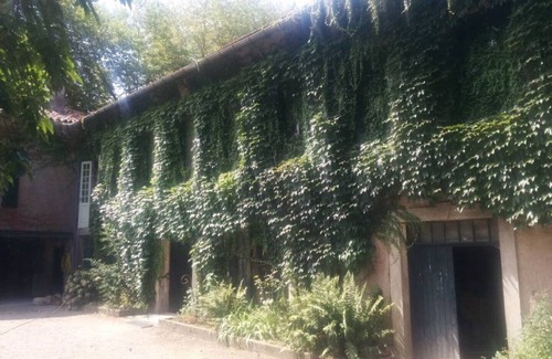 Verreries-de-Moussans Apartamento | Elegante apartamento, rodeado de hermosos jardines.