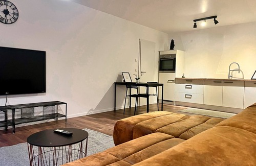 Montabaur Apartamento | Stylish apartment in a newly built villa 76sqm+terrace