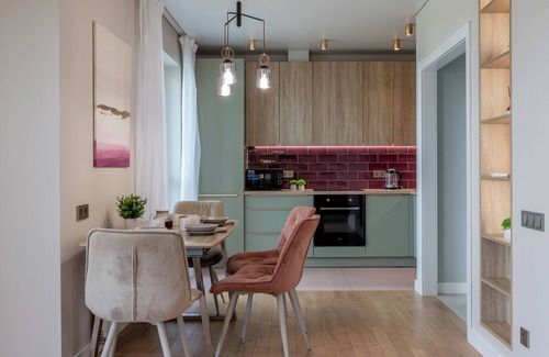 Pervomaysky District Apartamento | Stylish apartment with a river view