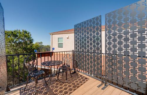 Hughes Park Lake Apartamento | Stylish Apt Near Lake Travis with Entertainment