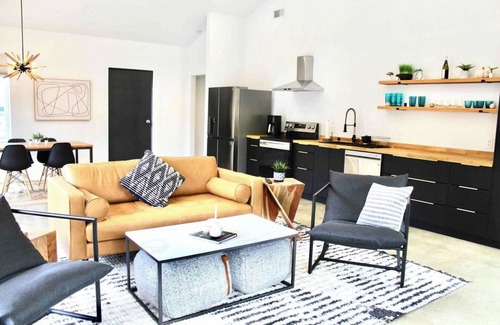 Forestburg Casa | Stylish Barndo Escape w/ Fire Pit & Patio