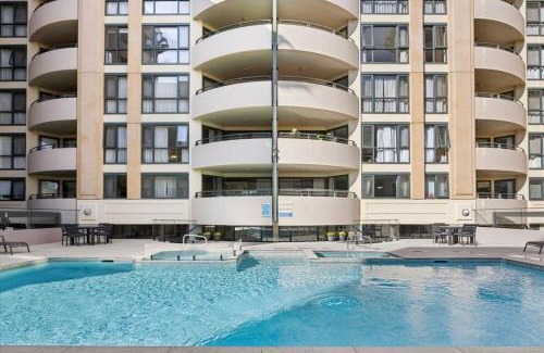 Canberra City Centre Apartamento | Stylish Braddon Retreat 2Bedroom Free Parking & Pool