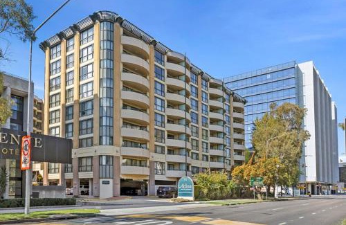 Canberra City Centre Apartamento | Stylish Braddon Retreat 2Bedroom Free Parking & Pool