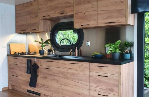 Monnickendam Alquiler De Eote | Stylish, Brand-new Houseboat in Monnickendam, Near Amsterdam