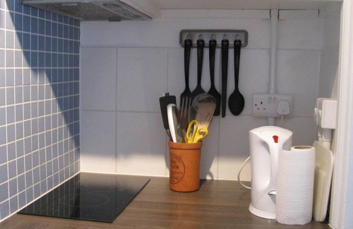 Hammersmith Broadway Apartamento | Elegante centro de Londres - Super Studio para pareja - Compacto completo conectado