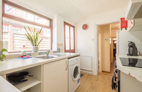 Luton Casa | Cómoda casa de 3 camas en Luton