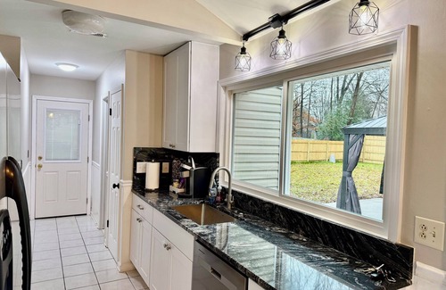 Charlotte Casa | Stylish, charming, & cozy 3-bedroom house in Charlotte near Carowinds & Topgolf.