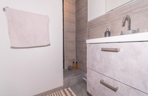 Puttelange-aux-Lacs Apartamento | Stylish Classic Room