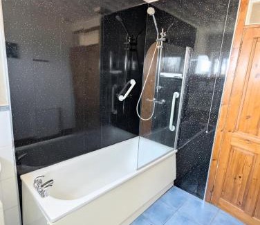 Saltcoats Casa | Stylish Coastal Retreat in Saltcoats