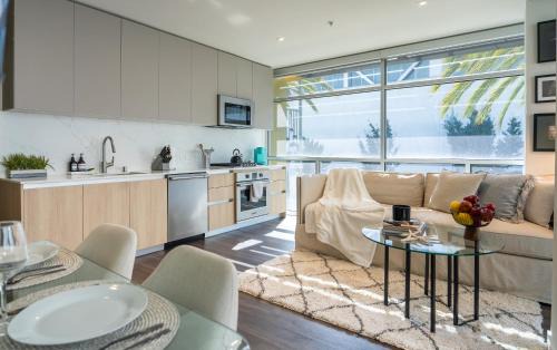 Downtown Apartamento | Stylish Condo By The Beach