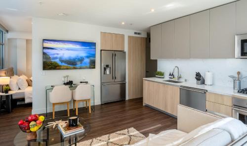 Downtown Apartamento | Stylish Condo By The Beach