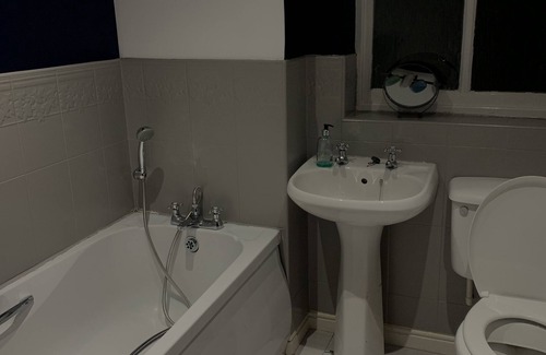 Haughton-le-Skerne Casa | Stylish Darlington Townhouse w private garden, 3 Beds & Near Town Centre