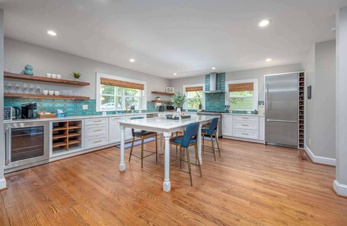 Durham Casa | Stylish Durham Retreat - Walkable, Sleeps 6
