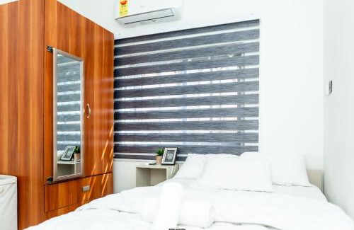 Teshie Apartamento | Stylish East Legon Apartment - AC, Wi-Fi, Netflix