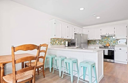 Richmond Apartamento | Stylish, Fully Furnished Apartments - Comfort and Convenience, Just Like Home