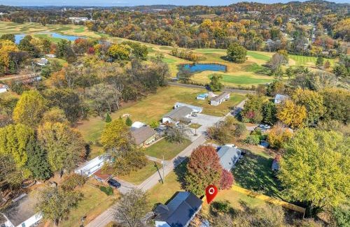 Rockford Casa | Stylish Getaway Near Knoxville, Airport & The Smokies