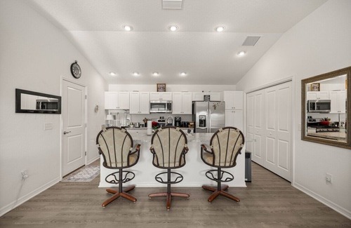 Sumter County Casa | Stylish Golfside Getaway