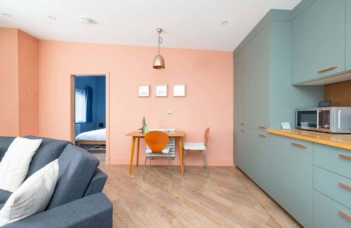Inchbrook Casa | Stylish Home, Beautiful Views & Parking, Stroud
