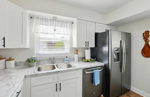 Kettering Casa | Stylish Home - Arcade + Theater + Kid Zone!