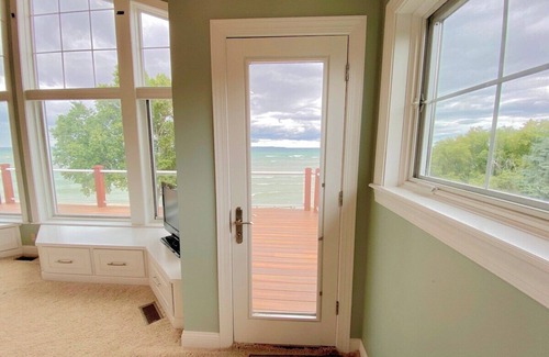 Charlevoix Casa | Stylish Home with Private Beach Views